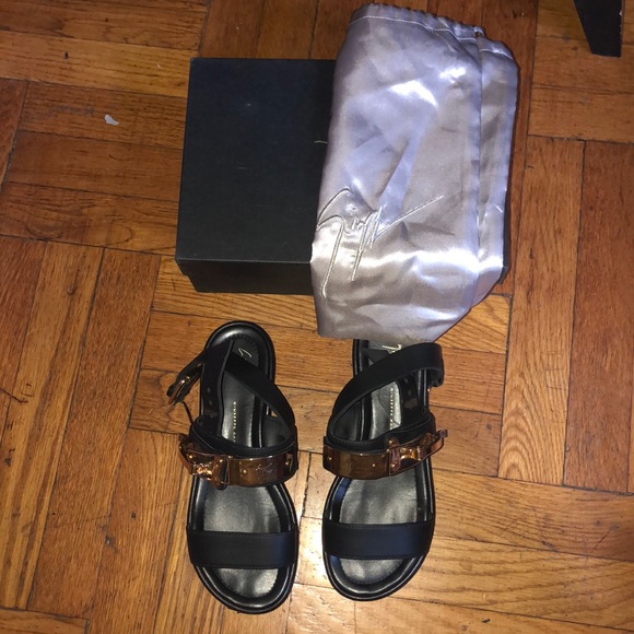 Giuseppe Zanotti Shoes - Giuseppe sandals